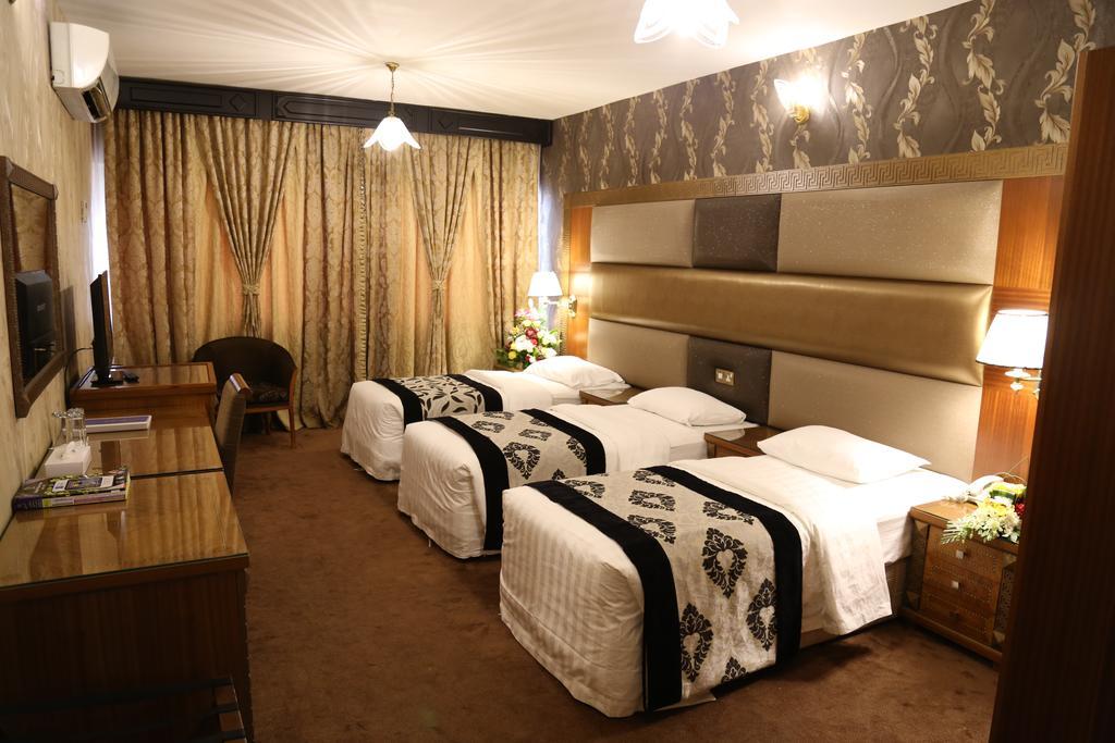 Abjad Crown Hotel Dubai Exterior photo