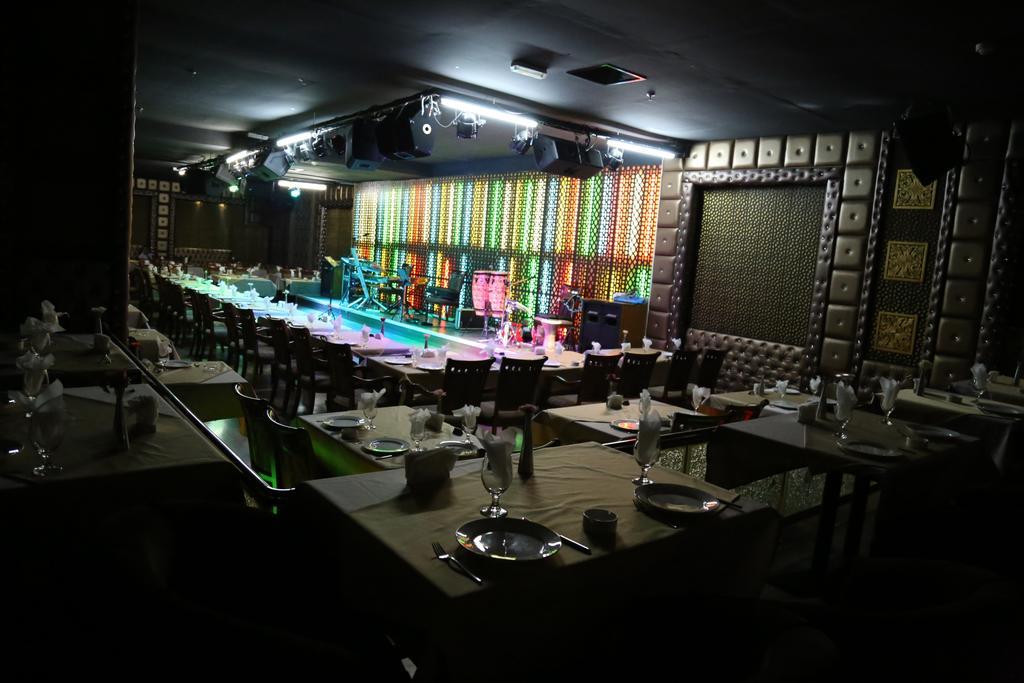 Abjad Crown Hotel Dubai Exterior photo